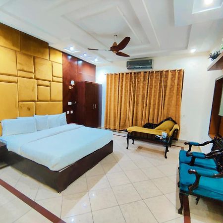 Hotel Pak Continental Multan Ngoại thất bức ảnh