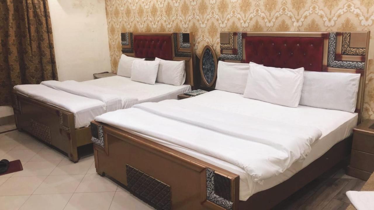 Hotel Pak Continental Multan Ngoại thất bức ảnh