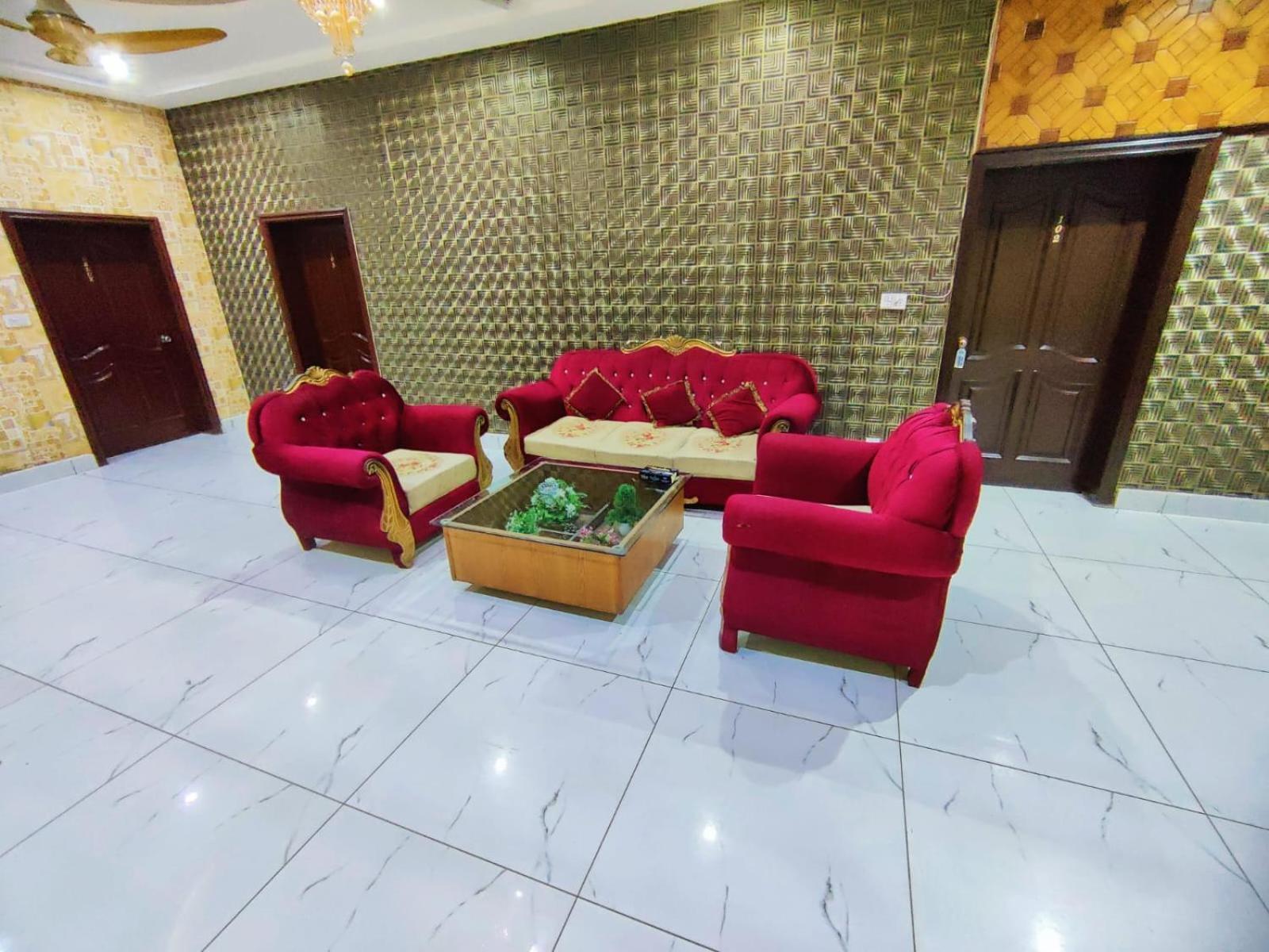 Hotel Pak Continental Multan Ngoại thất bức ảnh